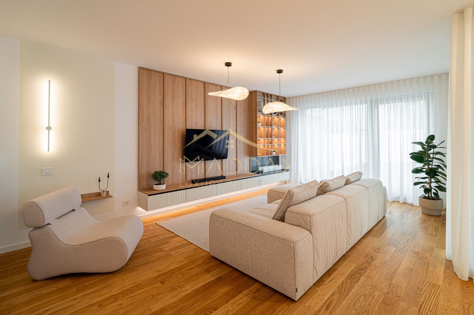 Vila 5 camere *195mp* + Gradina Proprie *245mp* // Pipera - Poză 1