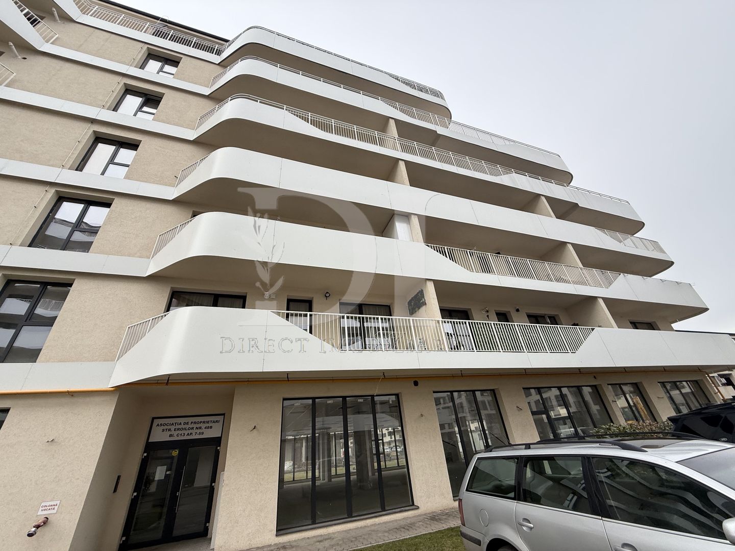 Apartament 2 camere/ Zona Eroilor . Floresti - Poză 14
