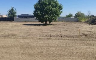 Teren intravilan de vanzare in Miroslava, zona Ferma Liliac - Poză 1