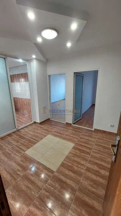 Berceni - Sun Plaza | 4 Camere | Nemobilat | Renovat - Poză 1