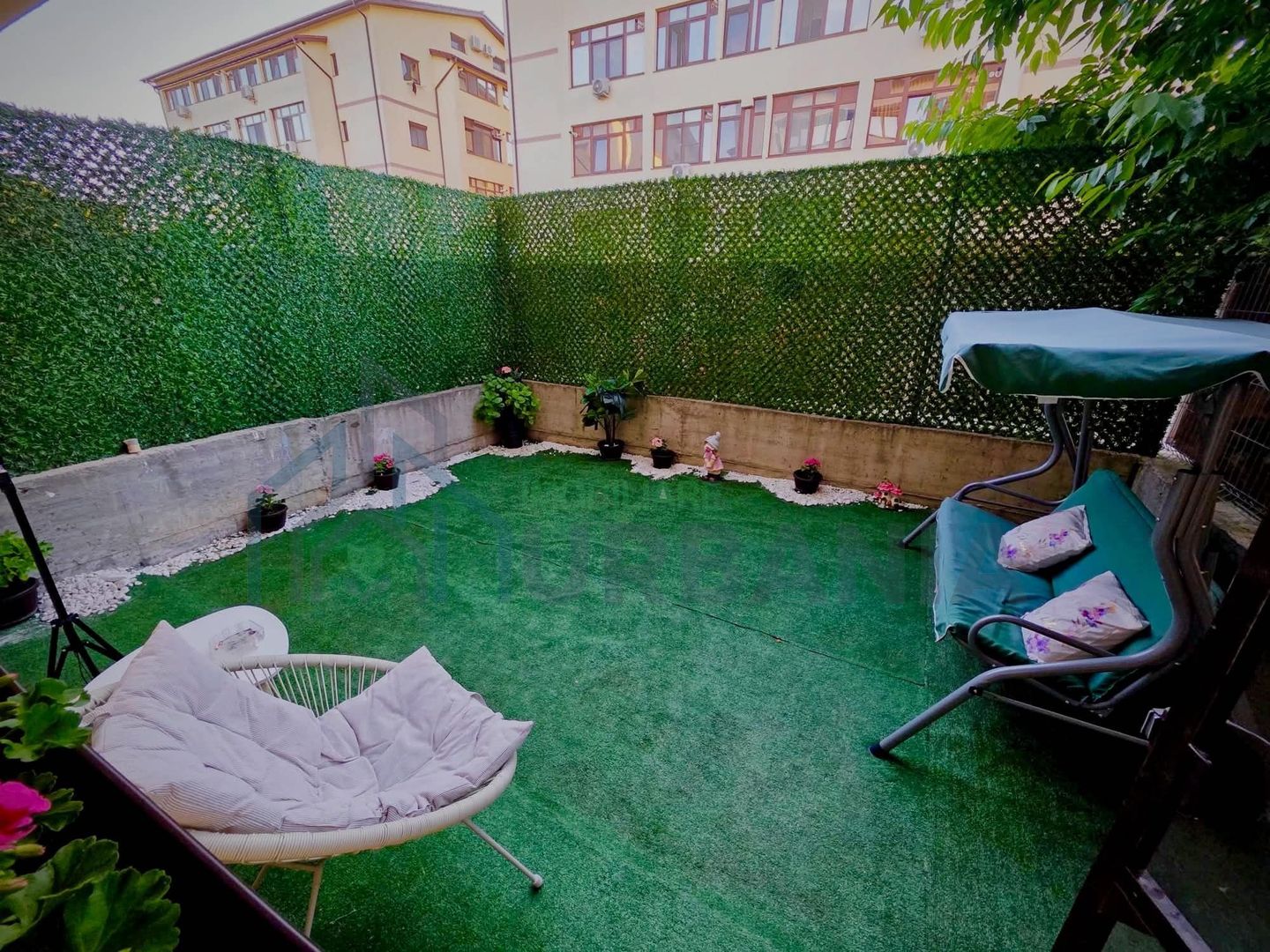 Apartament cu o cameră în Valea Adâncă, parter, 34 mp, loc de parcare și curte intabulate - Poză 2