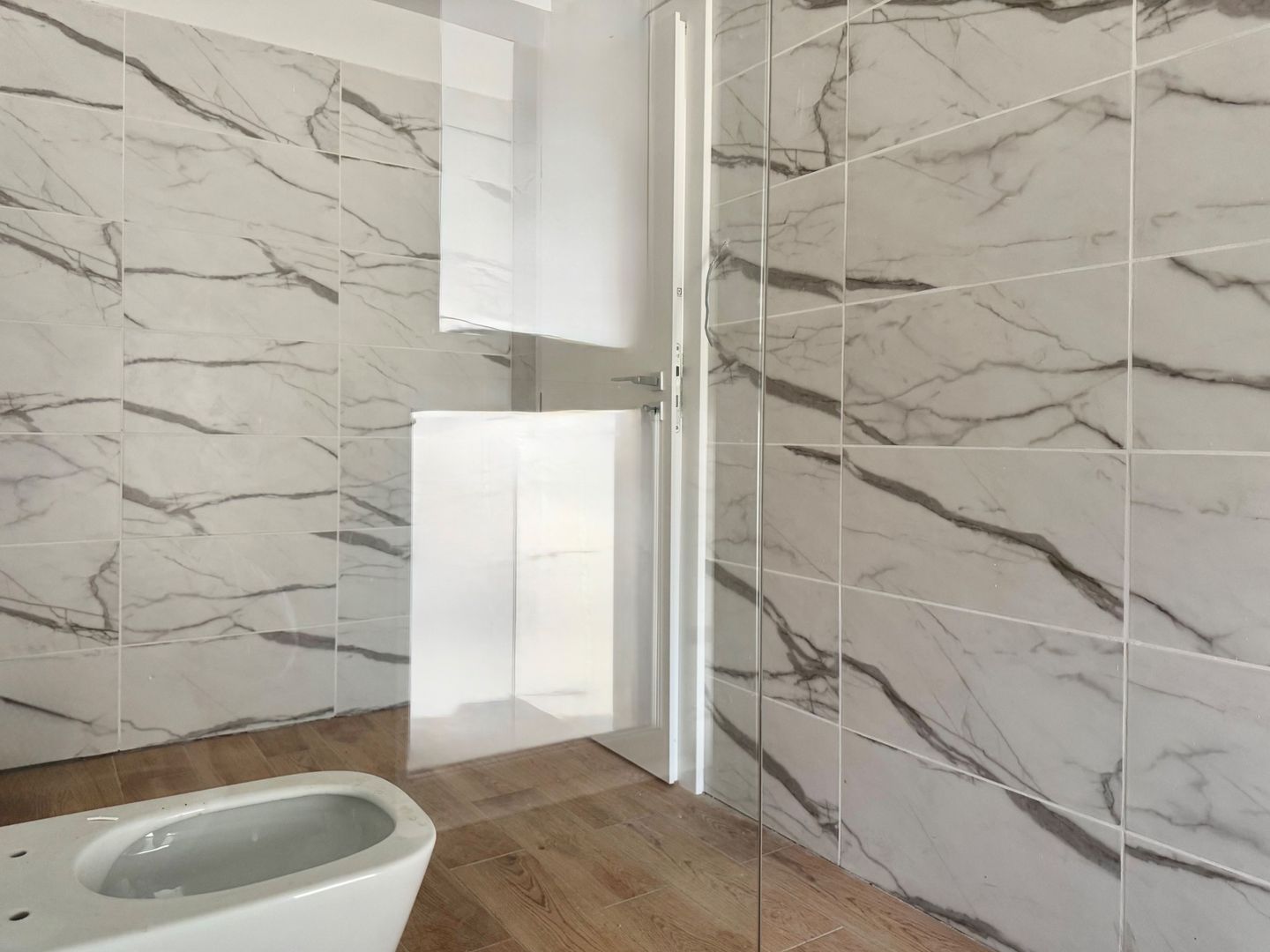 Parter 2 camere Lidia, parcare inclusă – locuință sau birou - Poză 13