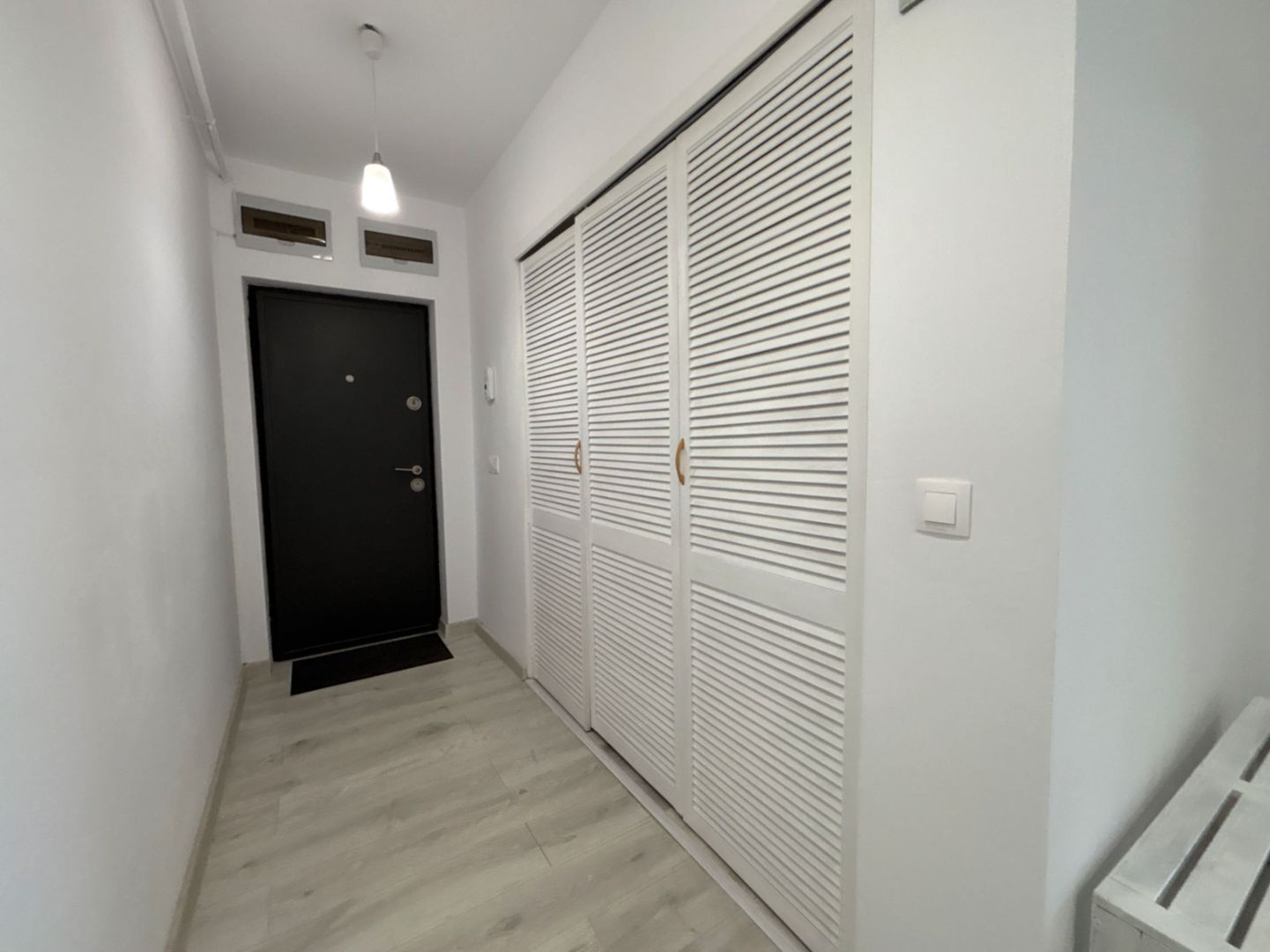 Apartament 3 camere cu BOXA, ETAJ 1 in Selimbar - Poză 9