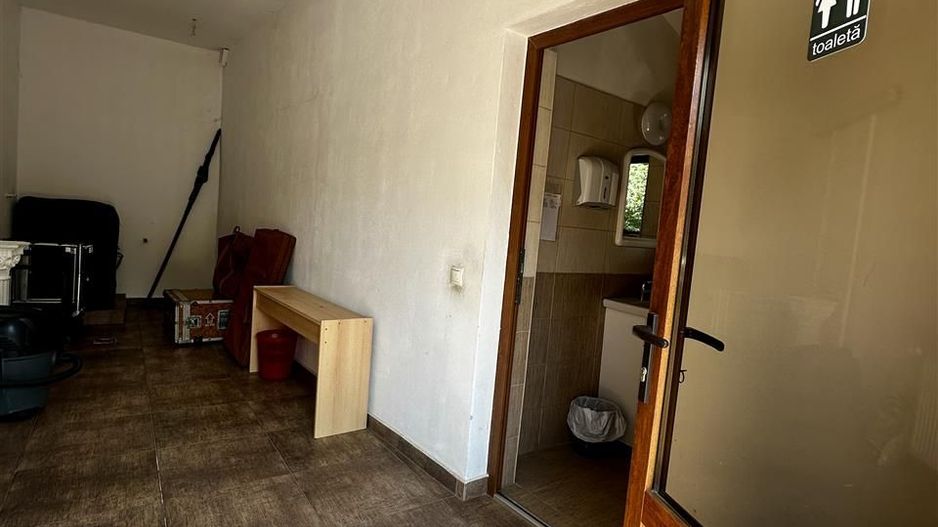 Spatiu comercial cu parcare magazinul Crisul - Poză 15