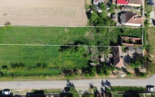 De vanzare Constuctie+Teren Intravilan 4KM>Satu Mare Lazuri - Poză 2