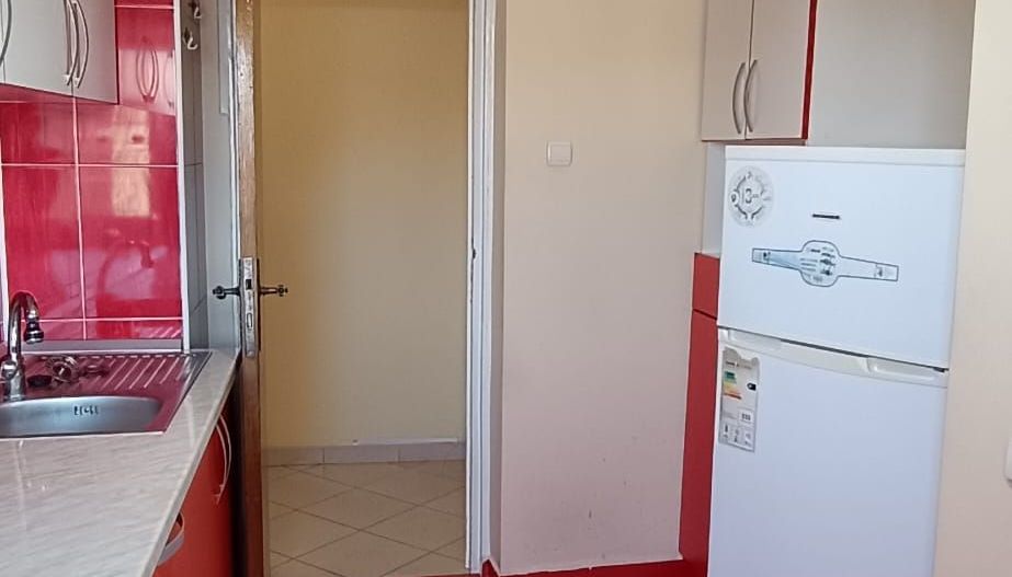 Apartament mobilat in Brasov-Grivitei - Poză 2