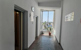 Spatiu de birou Centrul Civic  str Mihail Kogalniceanu pret 600 euro - Poză 8