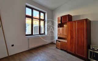 Casa de închiriat cu 6 camere în zona Centrala,  Oradea - Poză 13