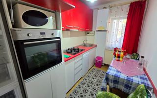 Apartament cu 2 Camere, Etaj 1, Zona Cetate - Poză 8