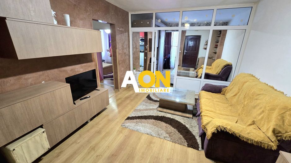 Apartament cu 2 Camere, Etaj 1, Zona Cetate - Poză 1