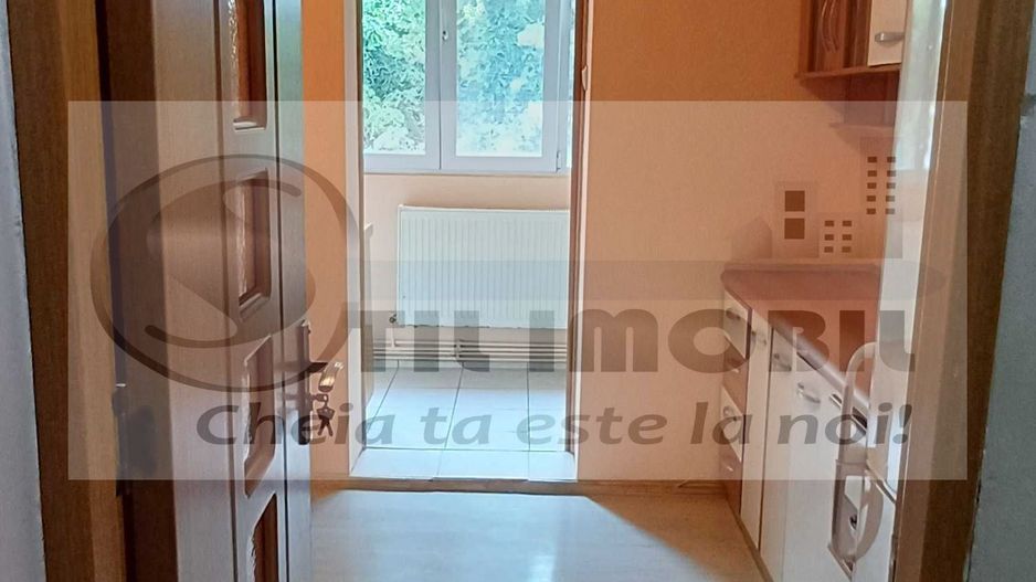 Apartament cu 3 camere si 2 bai, in Nicolina la etajul 3/4 ! - Poză 5