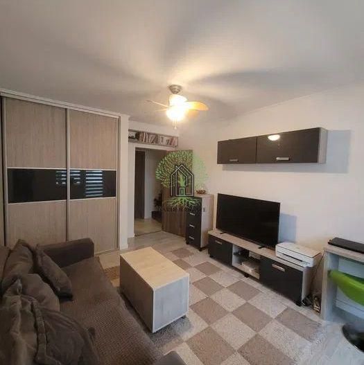 Apartament cu 2 camere decomandate + parcare in Floresti, str Cetatii - Poză 4