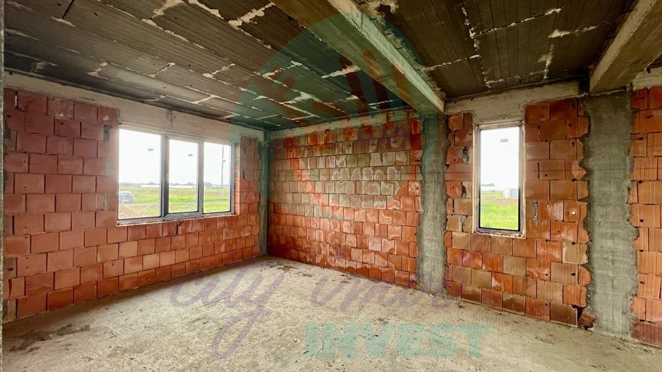 Casă la roșu P+1 | Teren 1750 mp | Dobreni-Giurgiu | Zonă liniștită - Poză 3