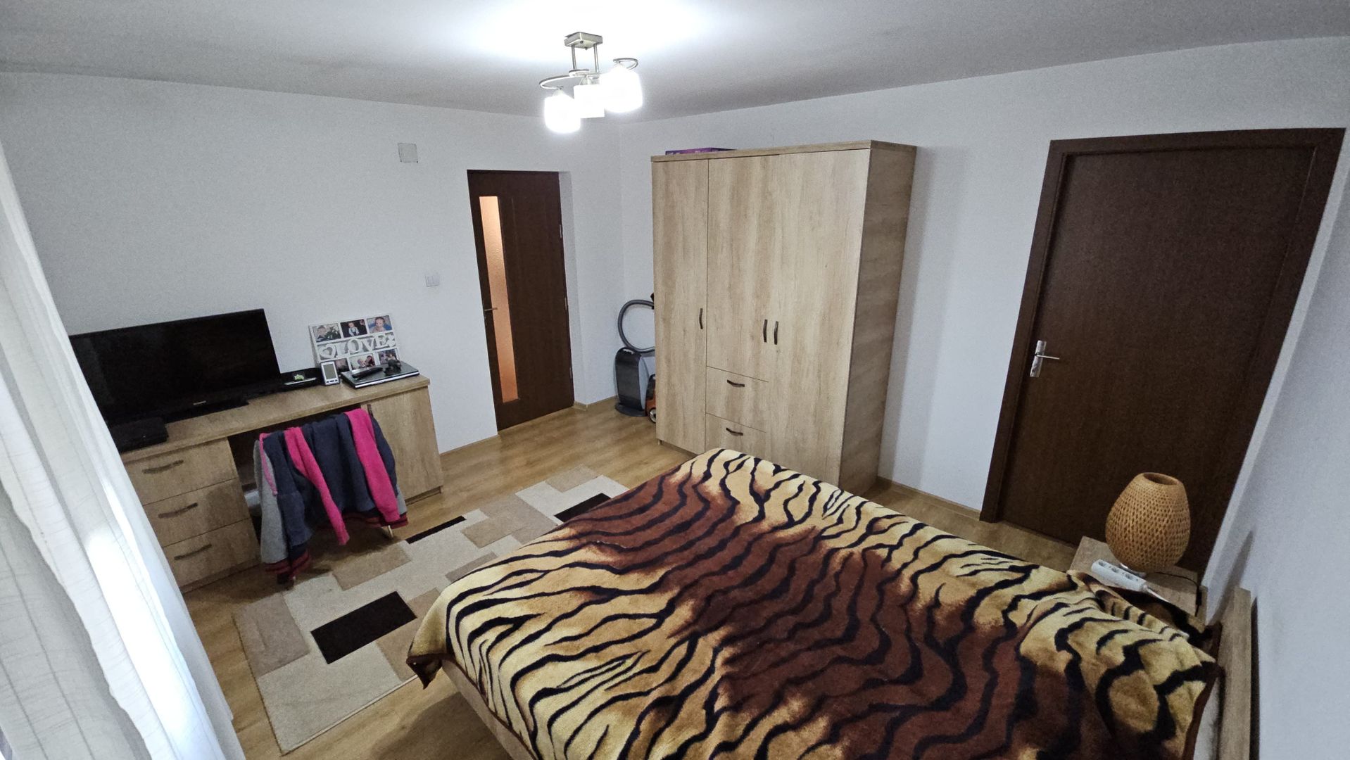 VILĂ MODERNĂ P+1 169 MP UTILI, CURTE GENEROASĂ 768 MP, IN APROPIERE DE BUCURESTI - Poză 13