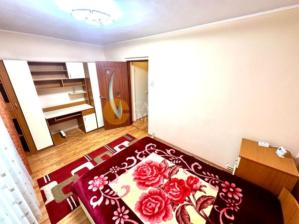 Apartament cu 2 Camere Semidecomandat - Mobilat si Utilat - Zona Podu Ros - Poză 5