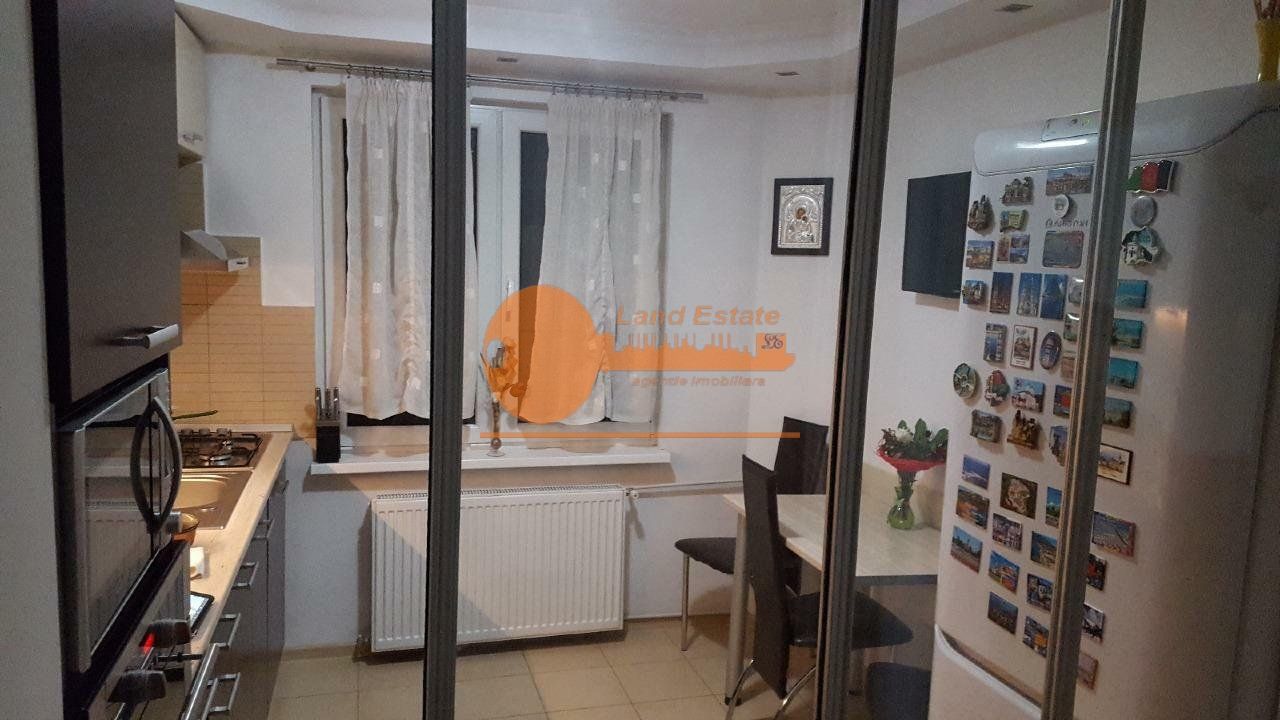 Apartament cu 3 camere in zona DRISTOR la 3 minute de Metrou - Poză 5