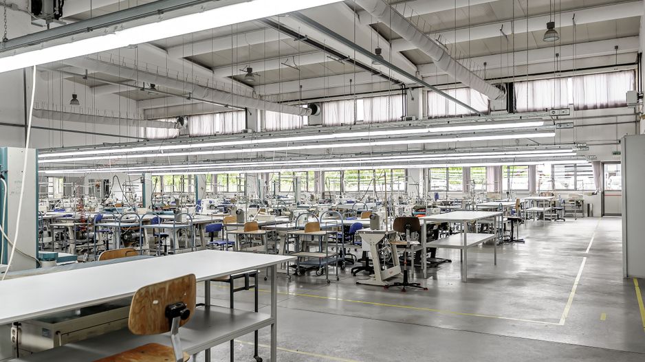 Oportunitate: Hală de producție și depozitare cu birouri în Arad - Poză 12