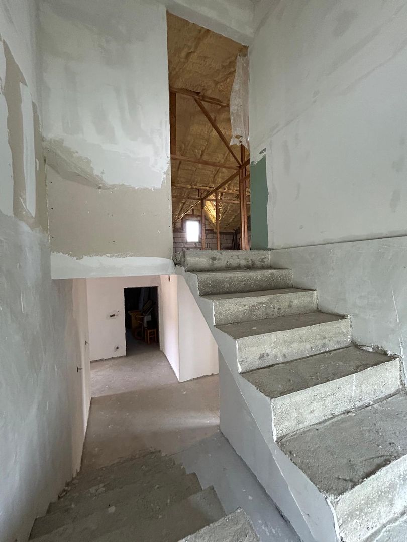 Vanzare Vila la gri Teren 800mp Lacul Mostistea - Poză 10