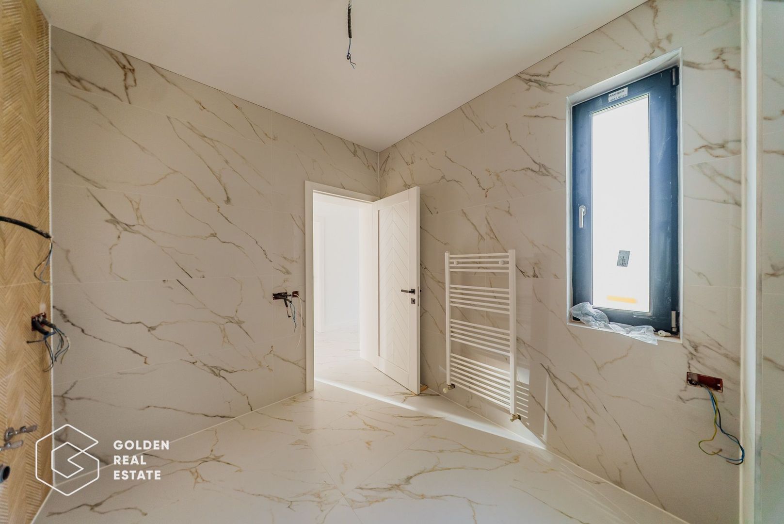 Casa moderna, P+M cu 4 dormitoare, Bujac - Poză 12