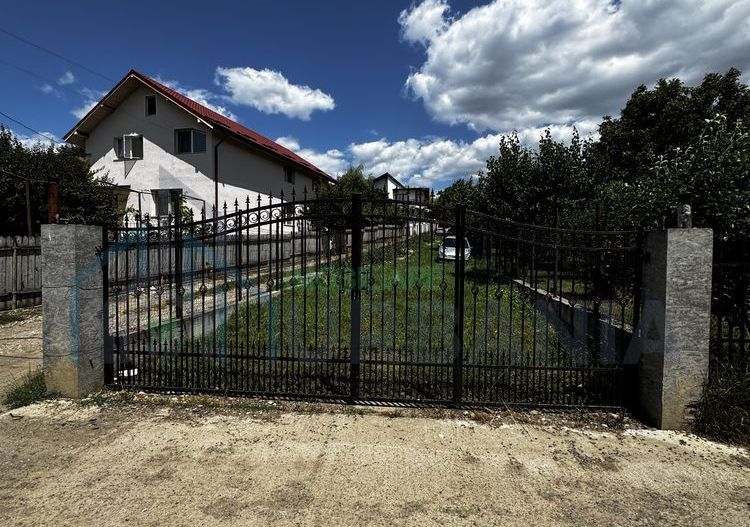 Teren intravilan de vanzare – Valea Adanca, com. Miroslava, jud. Iasi - Poză 4