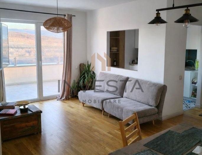 Apartament cu terasa spectaculoasa si 2 parcari subterane- zona Sopor! - Poză 1