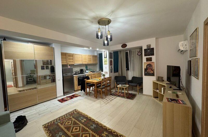 Apartament cu 2 camere pozitie centrala complet mobilat - Poză 5