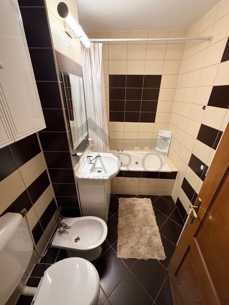 Apartament de inchiriat 3 camere, 2 bai. -situat pe strada Livezeni - Poză 5