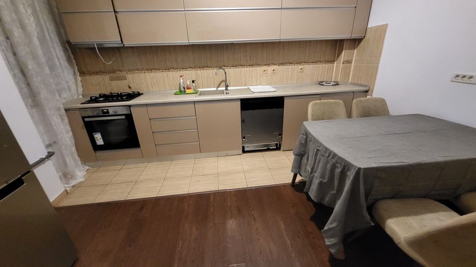 Apartament 3camere 2008 -Straulesti -sector1 -10 minute de mers metrou - Poză 8