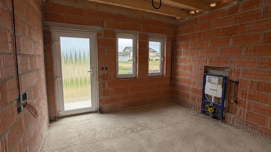 Casă la roșu de vânzare | 182 mp utili | Teren 550 mp - Poză 6