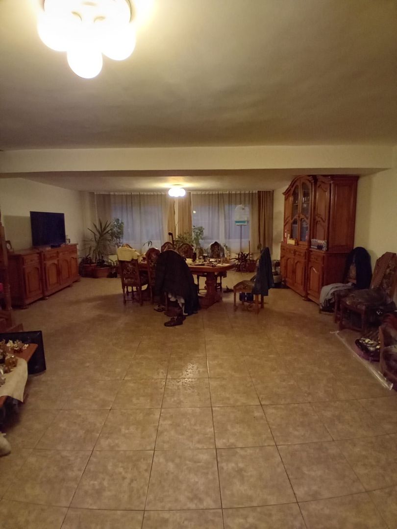 Casă / Vilă de vânzare în 7 Noiembrie, Targu Mures - Poză 1