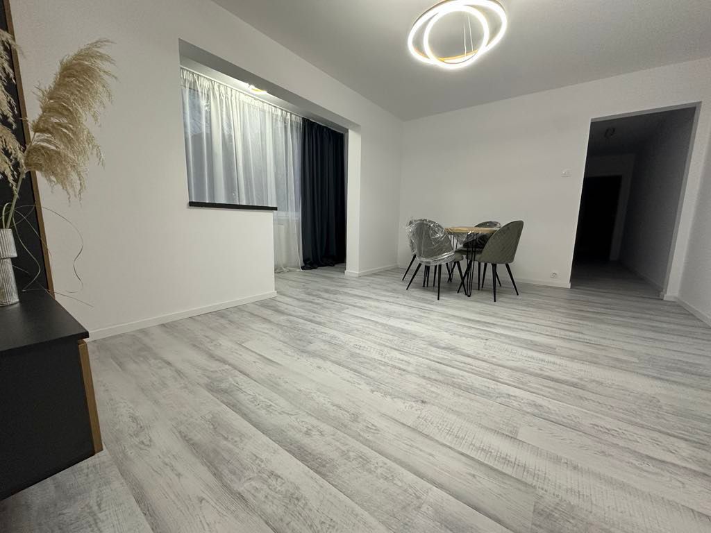 Circumvalatiunii | 3 Camere | Etaj Intermediar | Amenajat Modern. - Poză 5