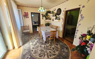 🏡 Casă spațioasă cu 9 camere în Strejnicu – pentru locuință, birouri - Poză 92