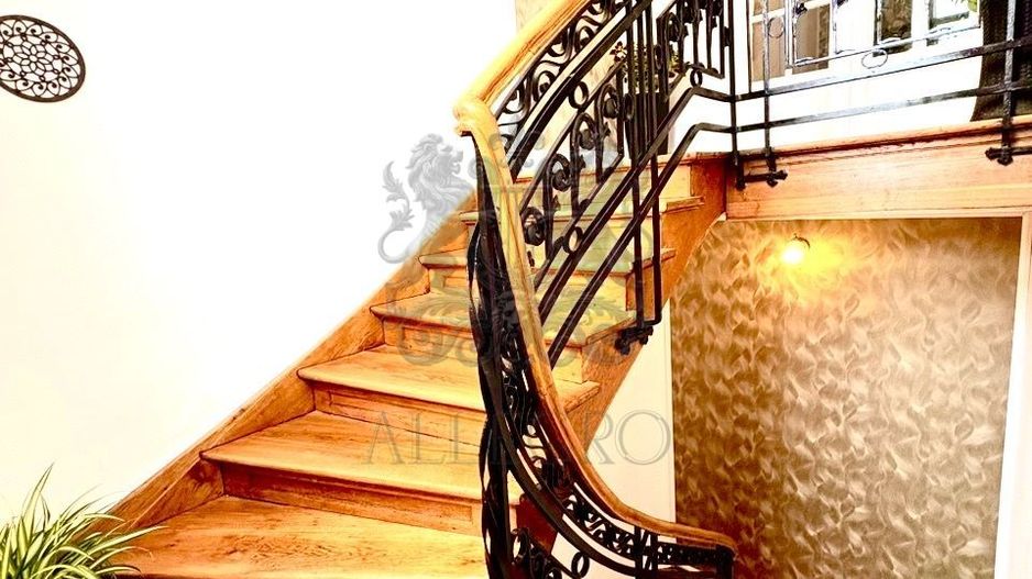 Apartament in vila interbelica |  Coposu  | 4 camere | Superb - Poză 6