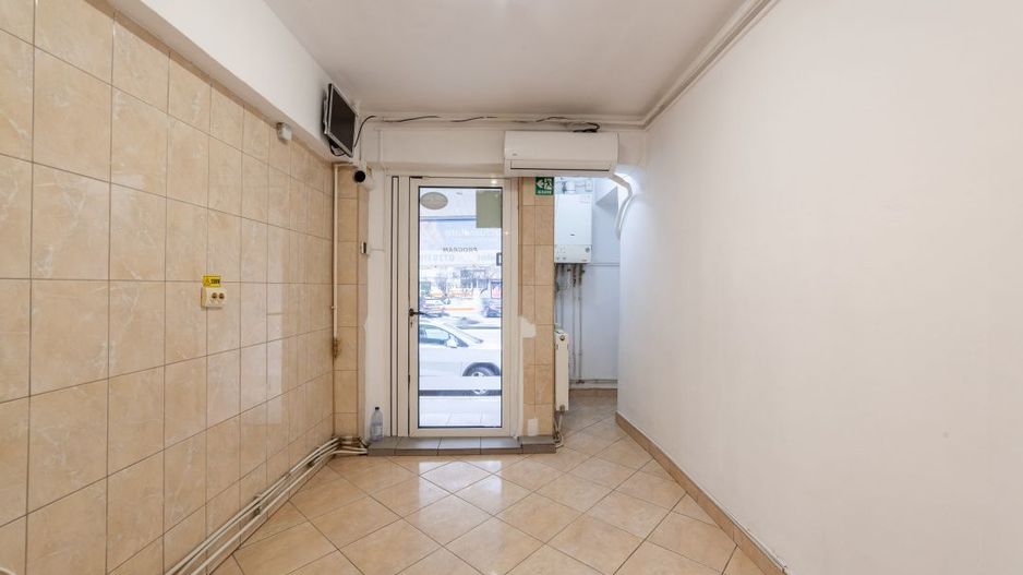 Spatiu Comercial 50 mp, Trafic Intens Auto si Pietonal, Vad Comercial - Poză 10