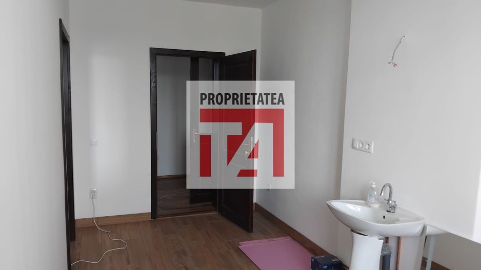 SPAȚIU DE BIROURI DE ÎNCHIRIAT – 249 MP Bd Regele  Mihai - Poză 4