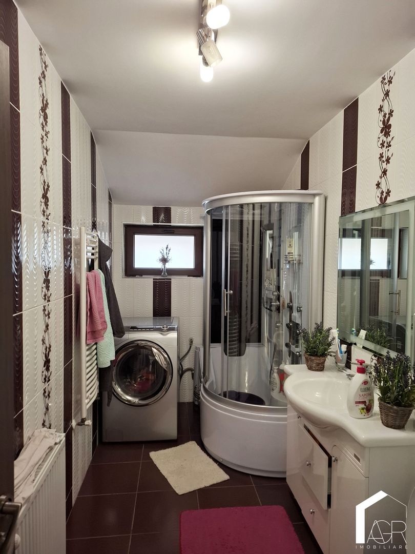 Vila cu 7 camere de vanzare in Paulesti - Poză 21