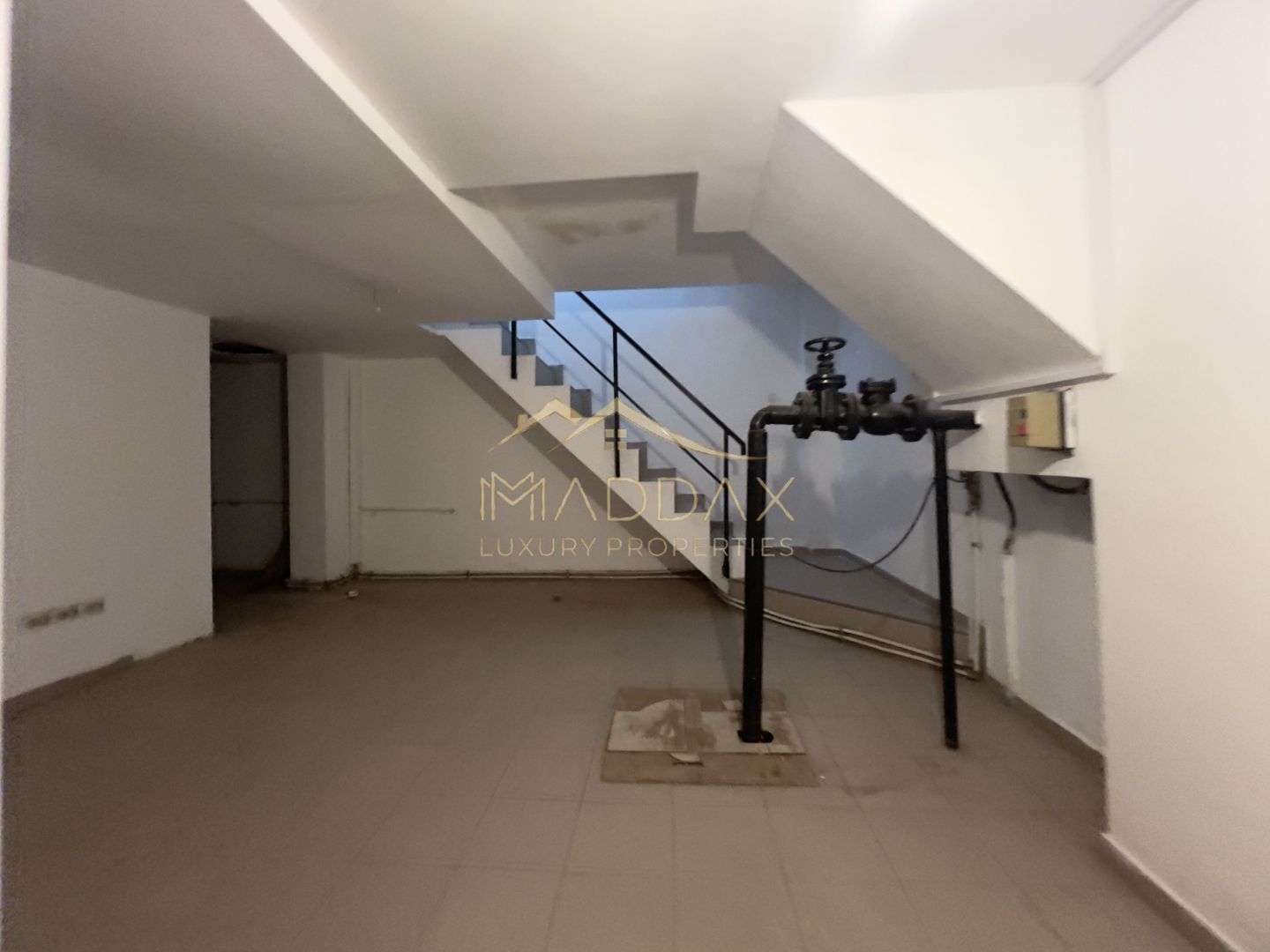 Spatiu Comercial Stradal**240mp**2 locuri parcare//Bdul Ion MIhalache - Poză 37
