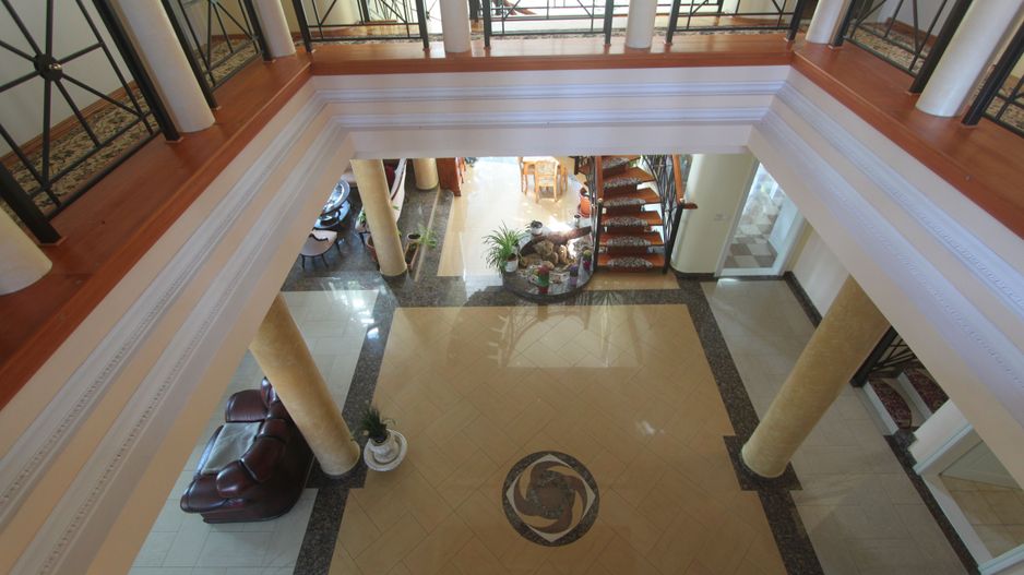 Casă / Vilă cu 8 camere de vânzare în zona Semicentral - Poză 52