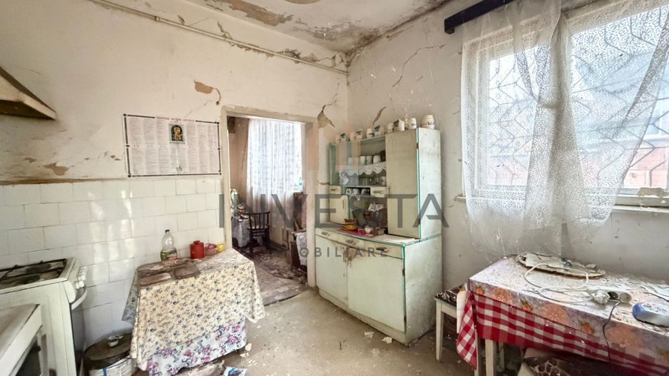 Casa de 115 mp utili pe un teren de 800 mp, zona zona Andrei Muresanu! - Poză 3