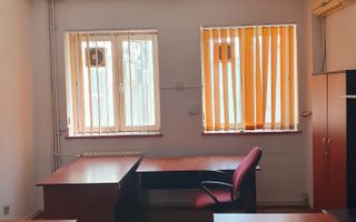 Vilă de patrimoniu interbelică | 23 camere | curte - Poză 3