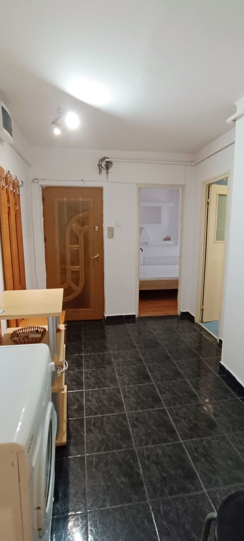 Apartament decomandat,Mobilat,Brasov-Astra - Poză 7