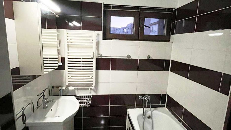 2 camere,decomandat,5 min metrou P-ta Muncii,Loc de Parcare - Poză 3