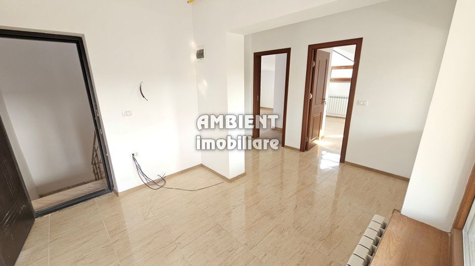 APARTAMENT NOU - 2 camere, ETAJ 2 (mansardă) - zona SILVER MALL; - Poză 1
