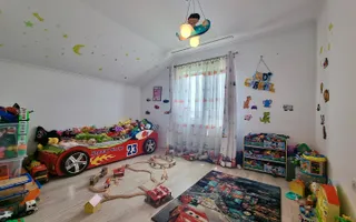 VANDUT/ SOLD - Casa / Vila de vanzare Valu lui Traian - Poză 22