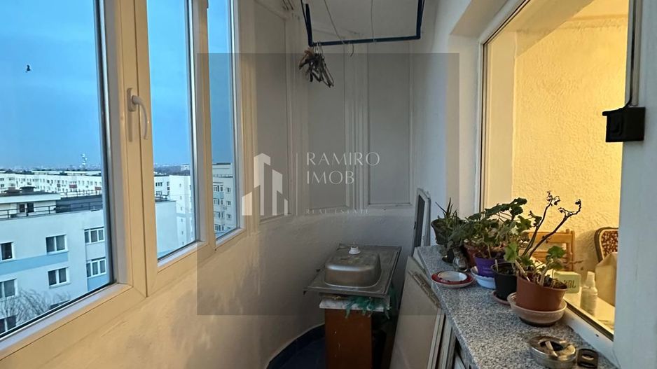 3 Camere 70mp - Partial Renovat - Metrou Aparatori la 1 Min - Poză 11