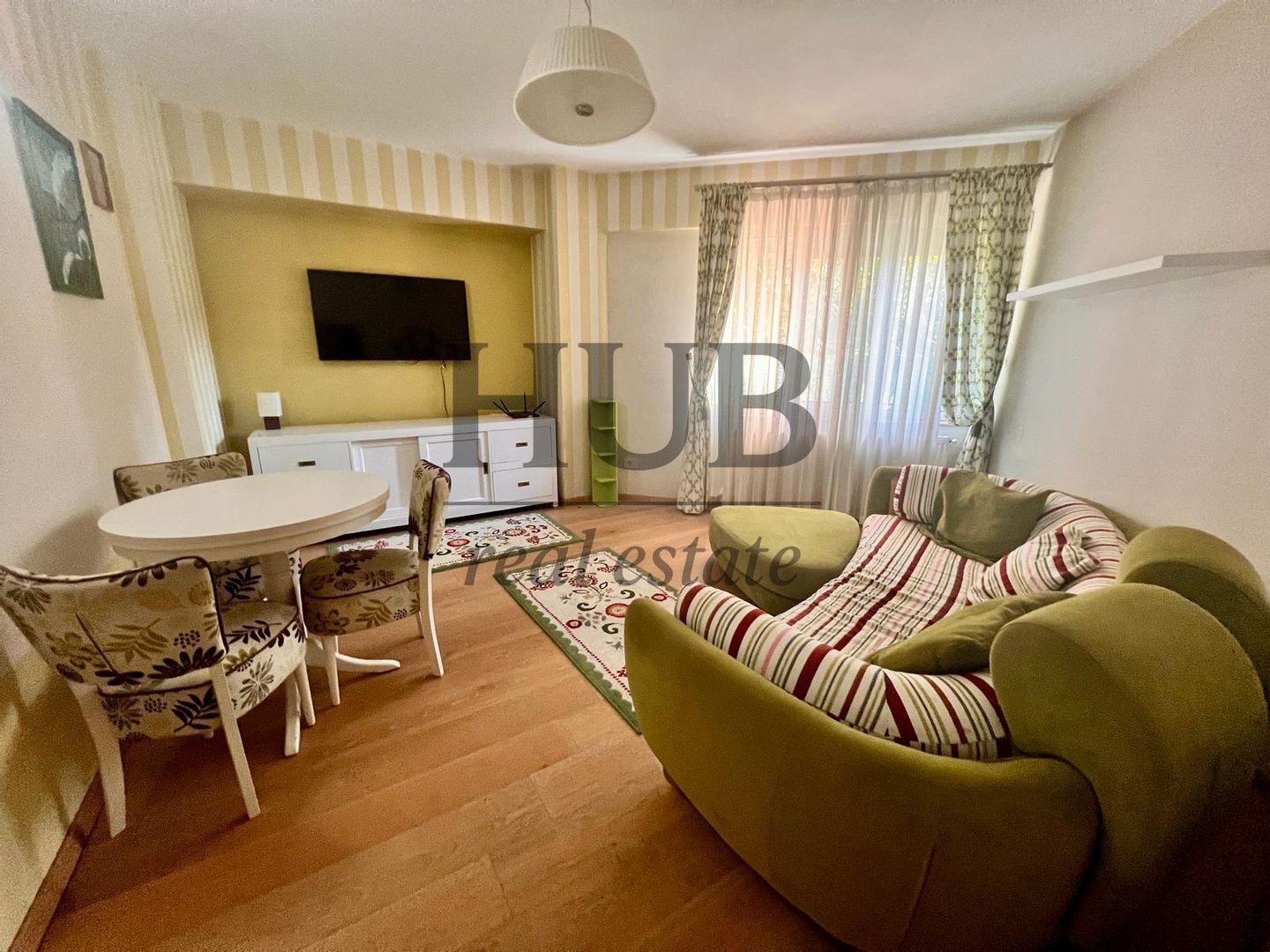 apartament cu 2 camere- decomandat -bloc nou+loc parcare - Poză 1