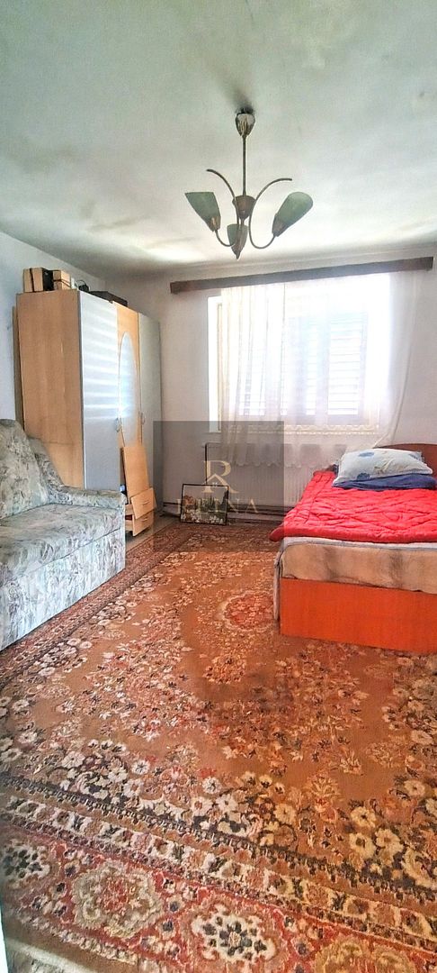 Casă cu teren 800 mp la 25 km de Sibiu – 3 camere - Poză 4