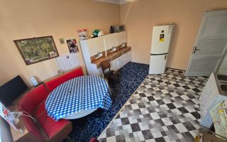 Casa 3 camere de inchiriat zona 3 Stejari - Poză 12