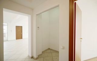 Vila Voluntari, stradal - Poză 28