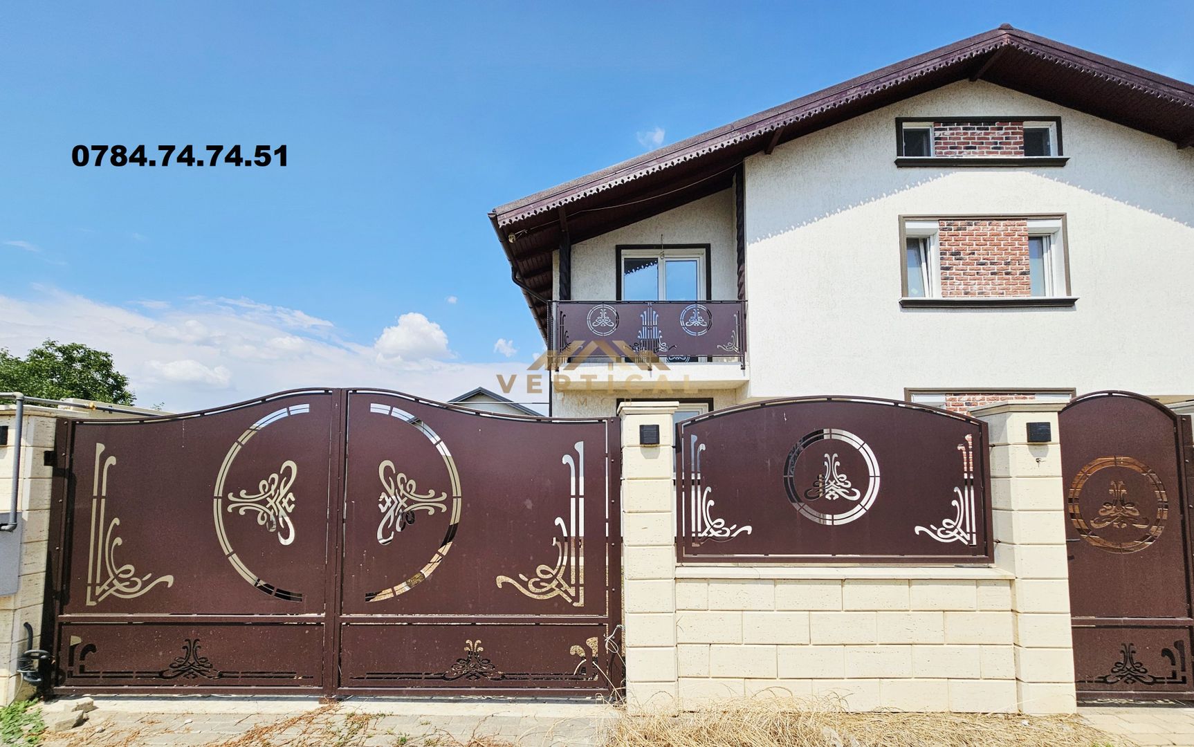 Vila 4 camere | 2 bai | teren 200 mp | Centru comuna - Poză 1